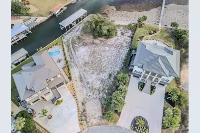 1098 Seabreeze Ln, Gulf Breeze, FL 32563 - Photo 17
