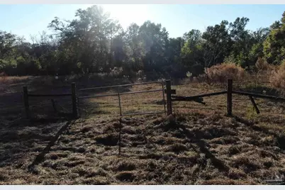 205 Varnum Rd, Laurel Hill, FL 32567 - Photo 19