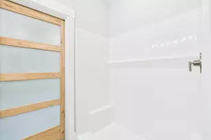 211 E Anderson St, Pensacola, FL 32503 - Photo 47