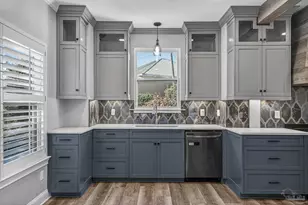 16360 Innerarity Point Rd, Pensacola, FL 32507 - Photo 9