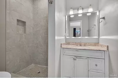 16360 Innerarity Pt Rd, Pensacola, FL 32507 - Photo 23