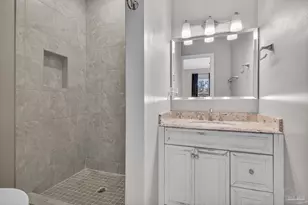 16360 Innerarity Point Rd, Pensacola, FL 32507 - Photo 23