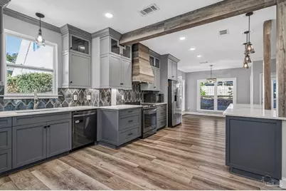 16360 Innerarity Pt Rd, Pensacola, FL 32507 - Photo 9