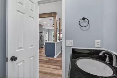 16360 Innerarity Pt Rd, Pensacola, FL 32507 - Photo 15