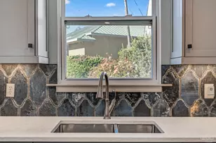 16360 Innerarity Point Rd, Pensacola, FL 32507 - Photo 11