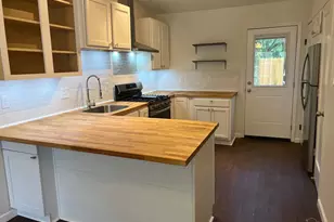 5940 Mona Ln, Pensacola, FL 32504 - Photo 3