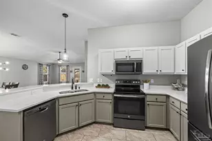 10408 Millbrook Dr, Pensacola, FL 32534 - Photo 9