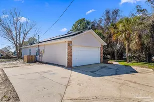 400 Peregrine Ct, Mary Esther, FL 32569 - Photo 3