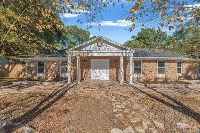 4740 Woodcliff Dr, Pensacola, FL 32504 - Photo 3