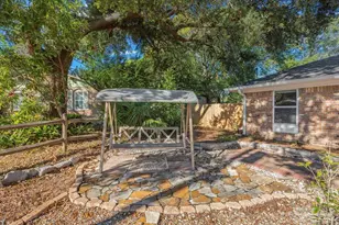 4740 Woodcliff Dr, Pensacola, FL 32504 - Photo 5