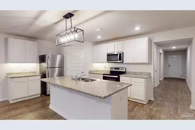 5740 Guinevere Ln, Milton, FL 32583 - Photo 9