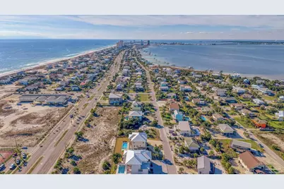 906 Panferio Dr, Pensacola Beach, FL 32561 - Photo 65