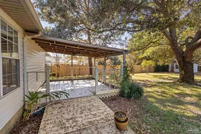 1849 Candlewood Dr, Navarre, FL 32566 - Photo 13