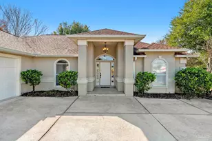 6005 Chandelle Cir, Pensacola, FL 32507 - Photo 3