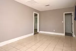 5180 Catalina St, Pace, FL 32571 - Photo 9