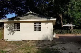 4170 Capri Dr, Pensacola, FL 32504 - Photo 15