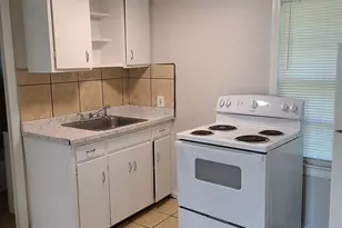 3206 W Gadsden St, Pensacola, FL 32505 - Photo 3