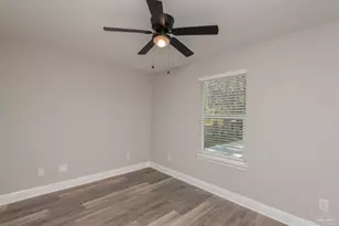 245 Cary Memorial, Pensacola, FL 32505 - Photo 9