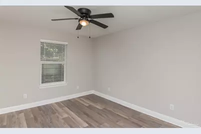 245 Cary Memorial, Pensacola, FL 32505 - Photo 17