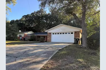 5748 Princeton Dr, Pensacola, FL 32526 - Photo 1