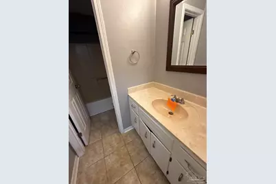 5748 Princeton Dr, Pensacola, FL 32526 - Photo 7