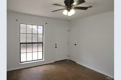 5720 Fairway Dr, Milton, FL 32570 - Photo 3