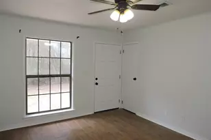 5720 Fairway Dr, Milton, FL 32570 - Photo 3