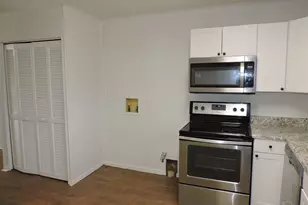 5720 Fairway Dr, Milton, FL 32570 - Photo 7