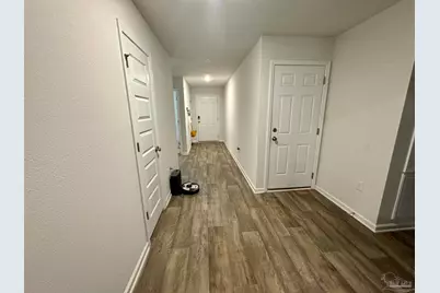 5645 Guinevere Ln, Milton, FL 32583 - Photo 3