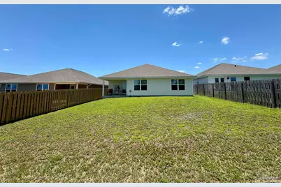 5645 Guinevere Ln, Milton, FL 32583 - Photo 23