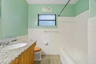 632 Berkley Dr, Pensacola, FL 32503 - Photo 17