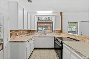 632 Berkley Dr, Pensacola, FL 32503 - Photo 11