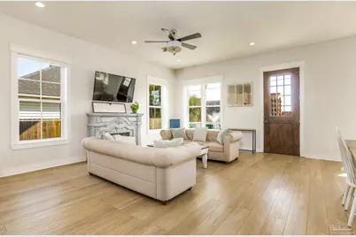 606 W Intendencia, Pensacola, FL 32502 - Photo 17