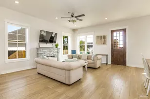 606 W Intendencia, Pensacola, FL 32502 - Photo 17