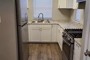 910 N De Villiers St, Pensacola, FL 32501 - Photo 3