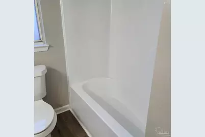 910 N Devilliers St #B, Pensacola, FL 32501 - Photo 9