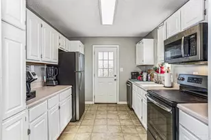 6810 Myra St, Molino, FL 32577 - Photo 13