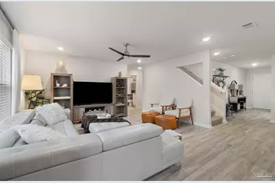 6831 Interlachen Ln, Laurel Hill, FL 32567 - Photo 17