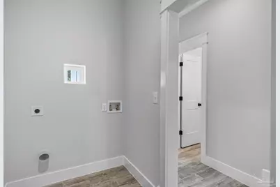 907 Bay Blvd, Pensacola, FL 32503 - Photo 39