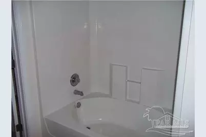 5121 Cocoa Dr, Pensacola, FL 32526 - Photo 9
