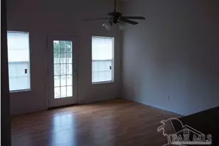 5121 Cocoa Dr, Pensacola, FL 32526 - Photo 7