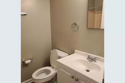 341 S I St #B, Pensacola, FL 32501 - Photo 9