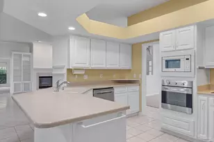 2640 Masters Blvd, Navarre, FL 32566 - Photo 13