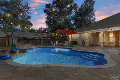 2365 Crescent Rd, Navarre, FL 32566 - Photo 1