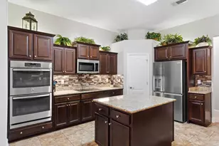 2365 Crescent Rd, Navarre, FL 32566 - Photo 11