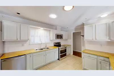 11215 Gulf Beach Hwy, Pensacola, FL 32507 - Photo 17