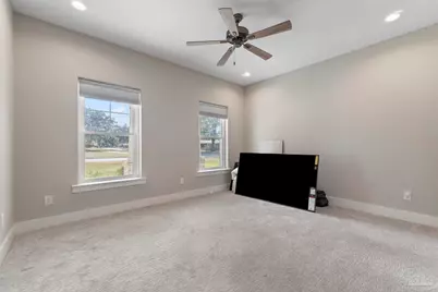 1402 E Fisher St, Pensacola, FL 32503 - Photo 35