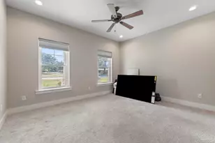 1402 E Fisher St, Pensacola, FL 32503 - Photo 35