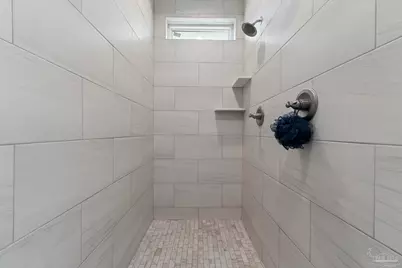 1402 E Fisher St, Pensacola, FL 32503 - Photo 31