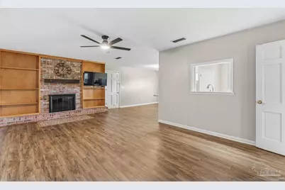 6800 Fabiano St, Pensacola, FL 32506 - Photo 9